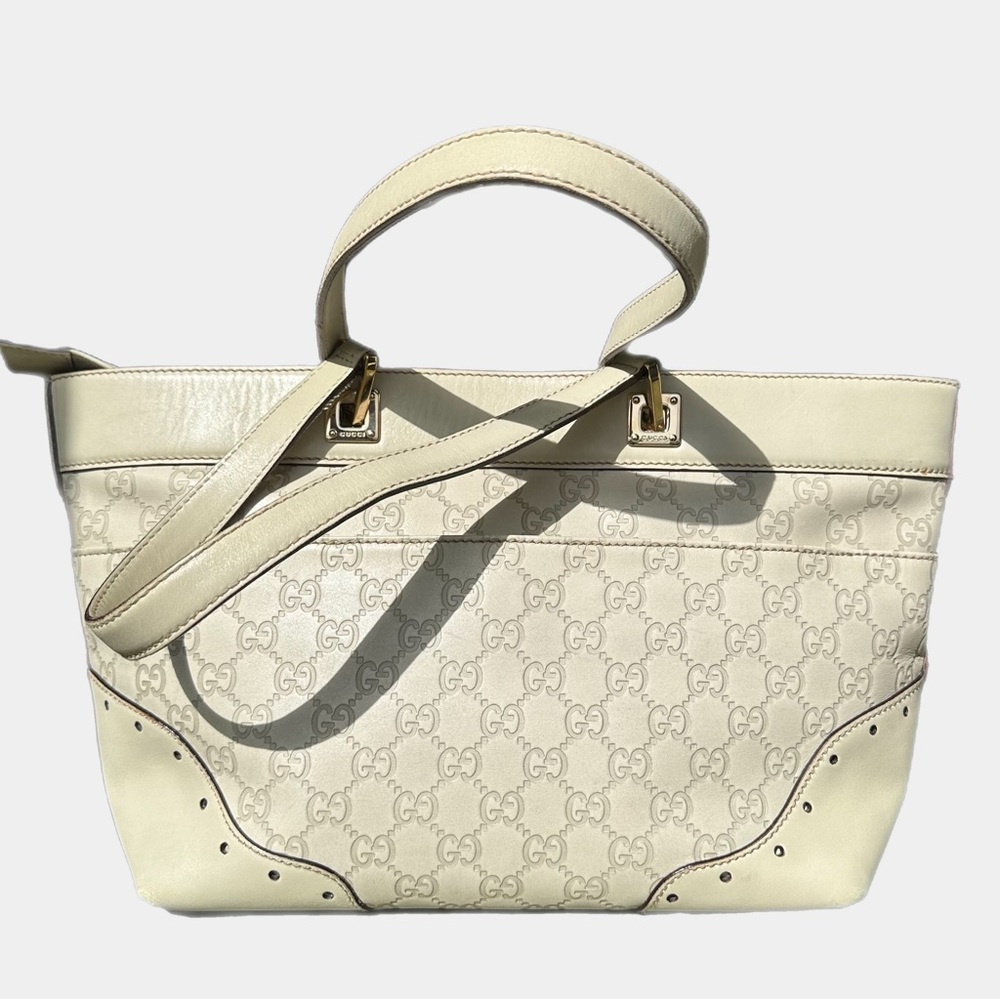 Authentic Gucci GG Signature Large Punch Tote - Picture 4 of 13